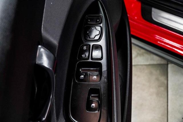 Photo of 2021 Racing Red w/Black Roof Hyundai Veloster N