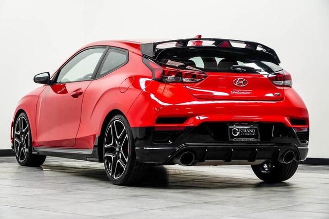 Photo of 2021 Racing Red w/Black Roof Hyundai Veloster N