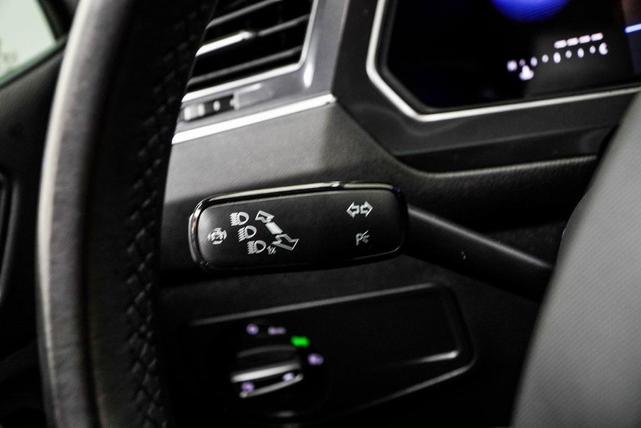 Photo of 2024 Opal White Pearl Volkswagen Tiguan