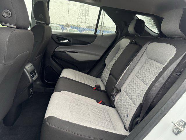 Photo of 2023 Summit White Chevrolet Equinox