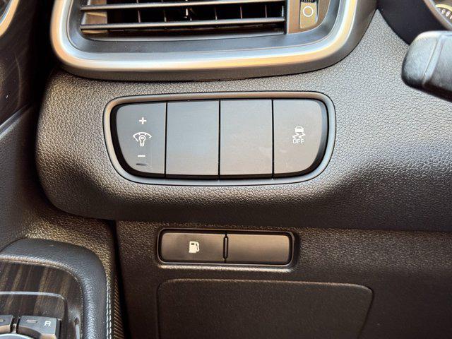 Photo of 2020 Silver Kia Sorento