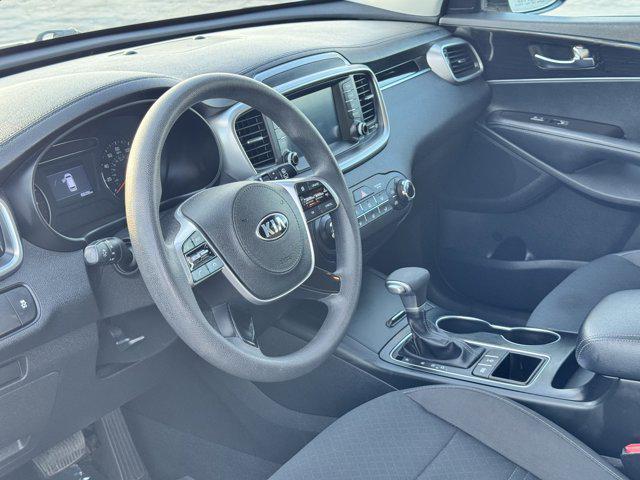 Photo of 2020 Silver Kia Sorento