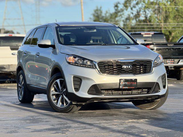 Photo of 2020 Silver Kia Sorento
