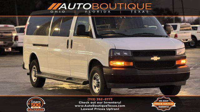 2022 Chevrolet Express 3500