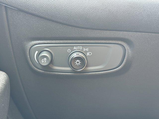 Photo of 2023 Summit White Chevrolet Equinox