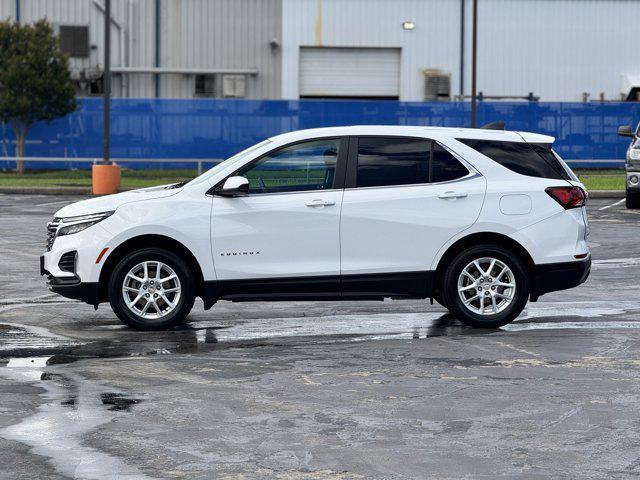 Photo of 2023 Summit White Chevrolet Equinox