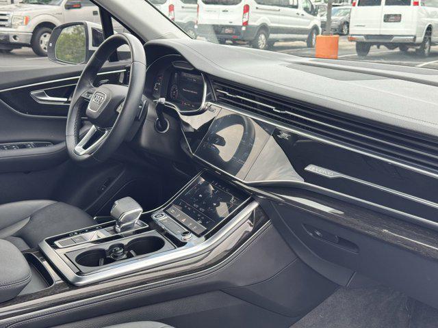 Photo of 2023 Tamarind Brown Metallic Audi Q7
