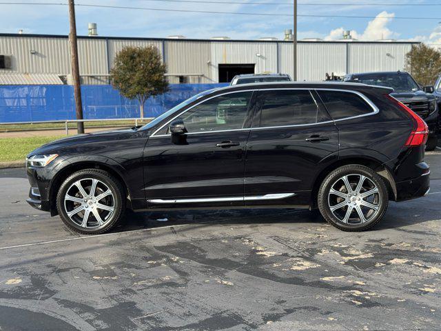 Photo of 2020 Onyx Black Metallic Volvo XC60