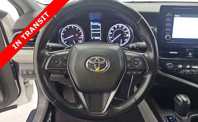 Photo of 2021 Super White Toyota Camry