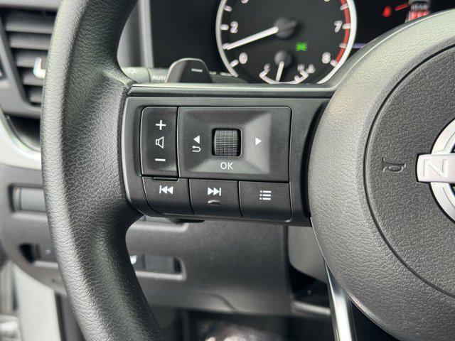 Photo of 2024 Brilliant Silver Metallic Nissan Rogue