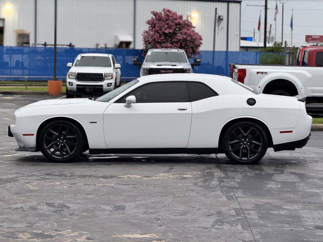 Photo of 2019 White Knuckle Clearcoat Dodge Challenger