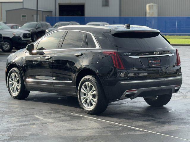 Photo of 2020 Black Cadillac XT5