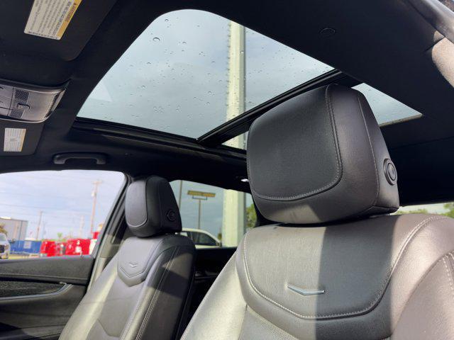 Photo of 2020 Black Cadillac XT5