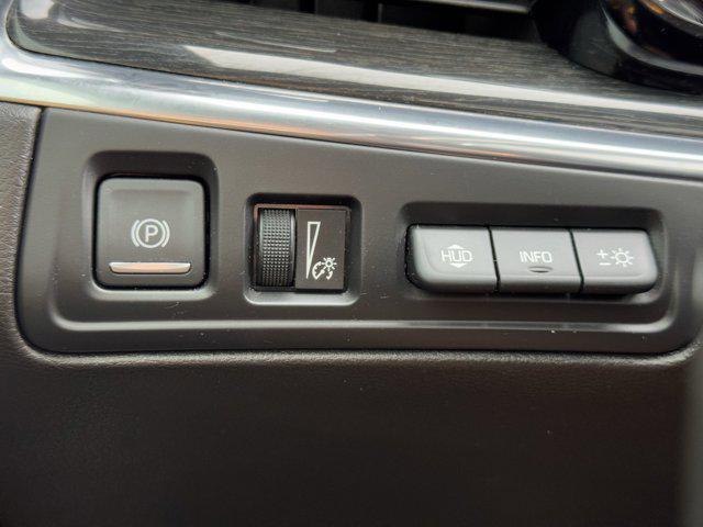 Photo of 2020 Black Cadillac XT5