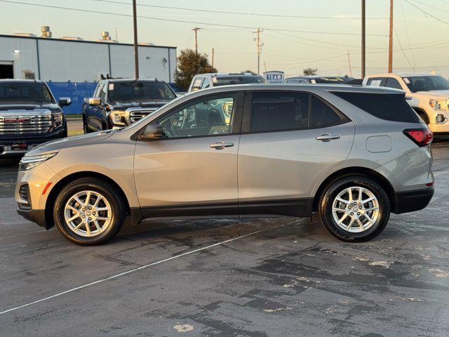 Photo of 2023 Sterling Gray Metallic Chevrolet Equinox