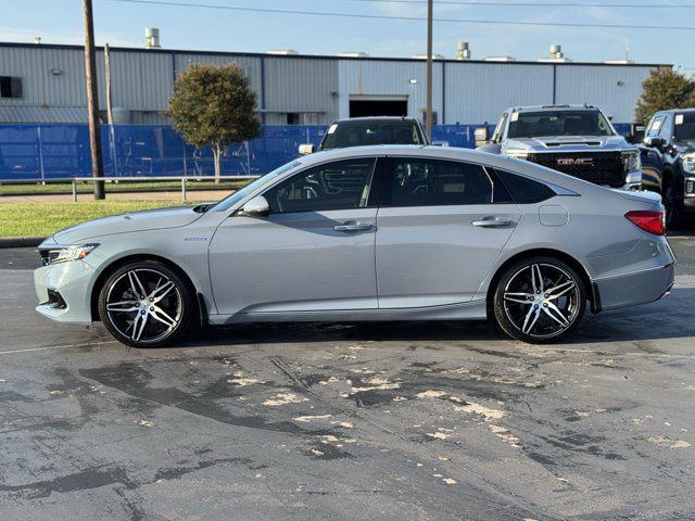 Photo of 2022 Gray Honda Accord Hybrid