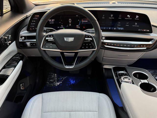 Photo of 2024 Crystal White Tricoat Cadillac LYRIQ