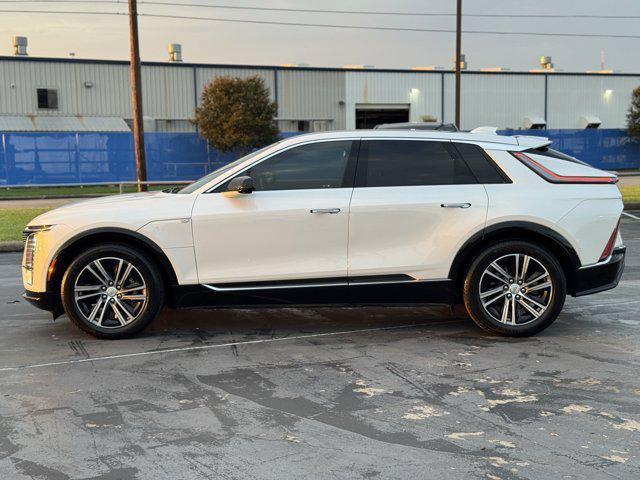 Photo of 2024 Crystal White Tricoat Cadillac LYRIQ