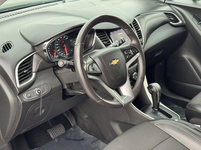 Photo of 2022 Gray Chevrolet Trax