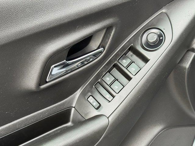 Photo of 2022 Gray Chevrolet Trax