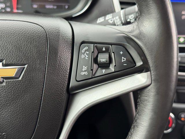 Photo of 2022 Gray Chevrolet Trax