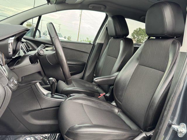 Photo of 2022 Gray Chevrolet Trax