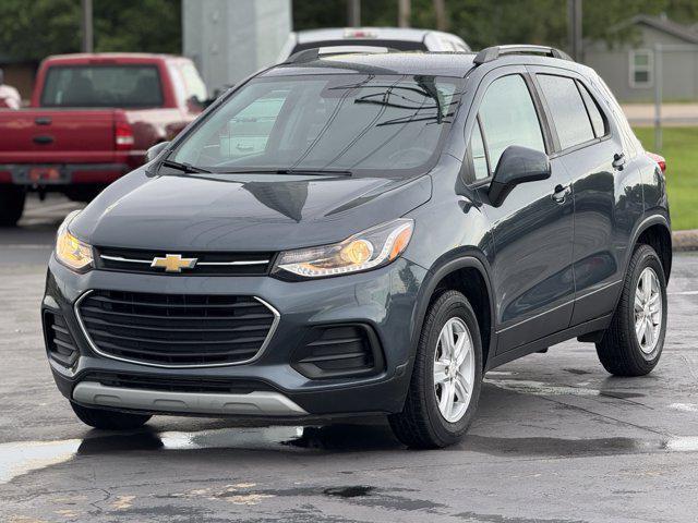 Photo of 2022 Gray Chevrolet Trax