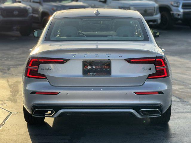Photo of 2022 Silver Volvo S60