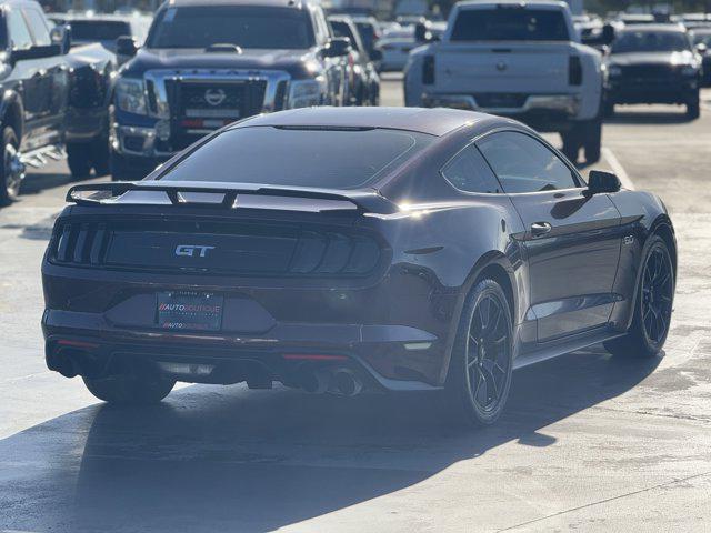 Photo of 2018 Red Ford Mustang
