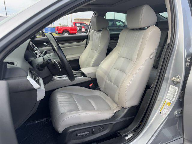 Photo of 2018 Lunar Silver Metallic Honda Accord