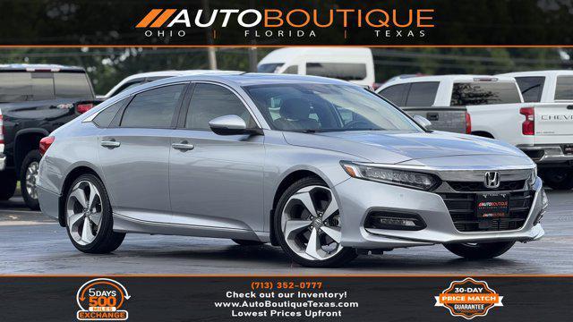 Photo of 2018 Lunar Silver Metallic Honda Accord
