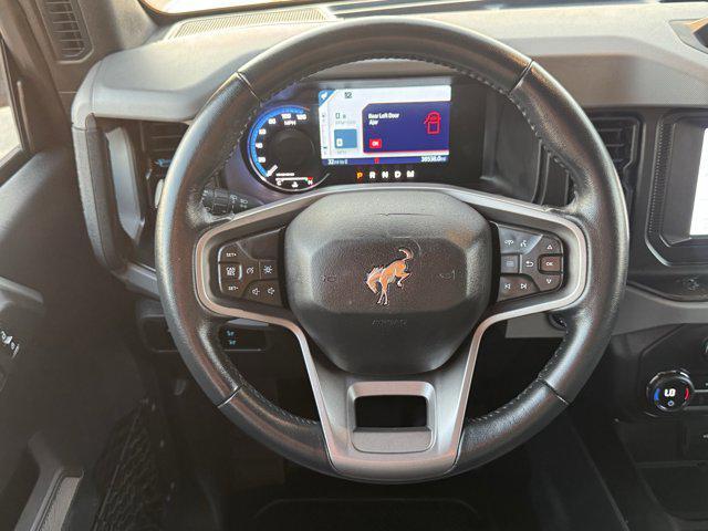 Photo of 2023 Oxford White Ford Bronco