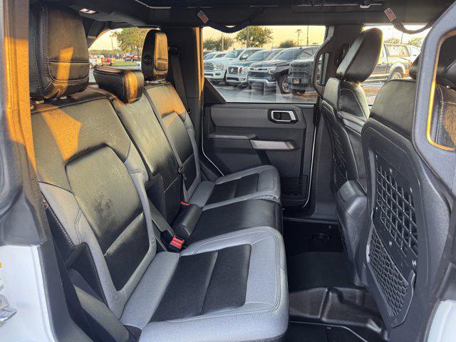 Photo of 2023 Oxford White Ford Bronco
