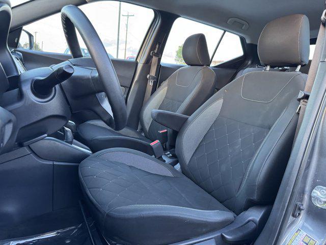 Photo of 2020 Gun Metallic Nissan Kicks
