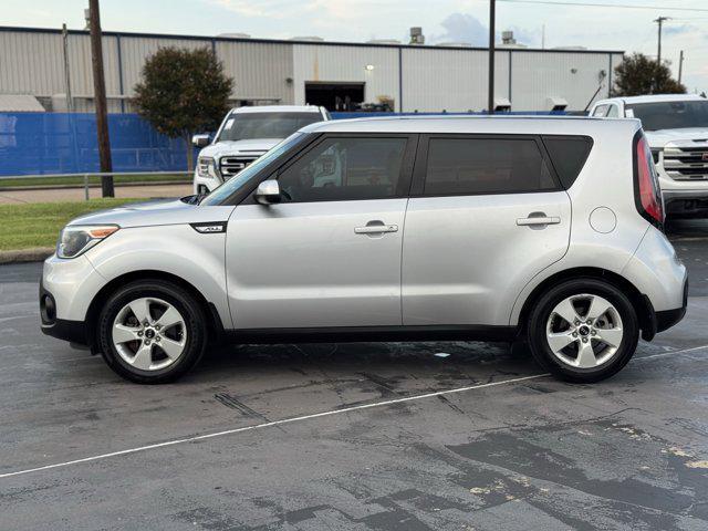 Photo of 2018 Bright Silver Kia Soul