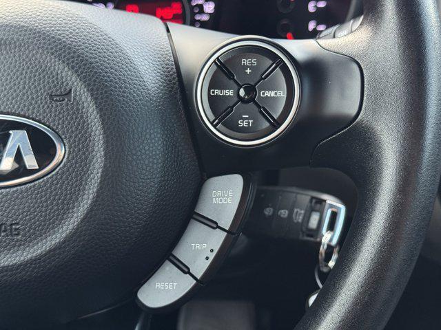Photo of 2018 Bright Silver Kia Soul