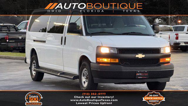 2022 Chevrolet Express 3500