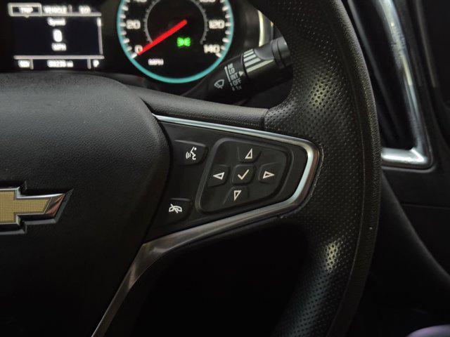 Photo of 2021 Silver Ice Metallic Chevrolet Malibu