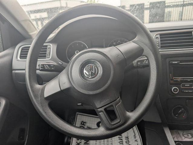 Photo of 2014 Tempest Blue Metallic Volkswagen Jetta