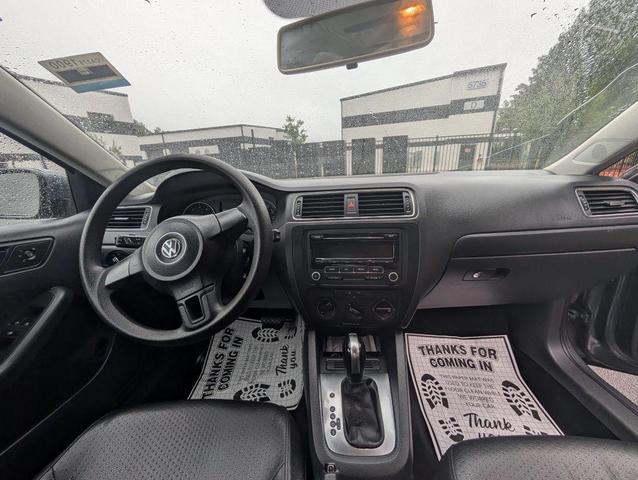 Photo of 2014 Tempest Blue Metallic Volkswagen Jetta