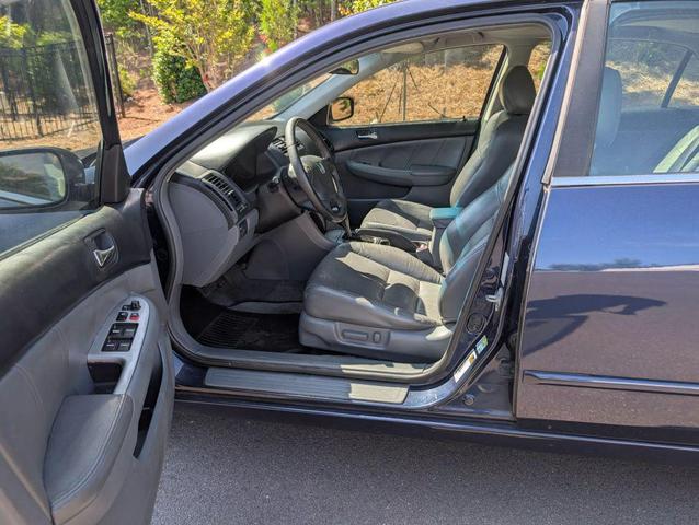 Photo of 2007 Blue Honda Accord