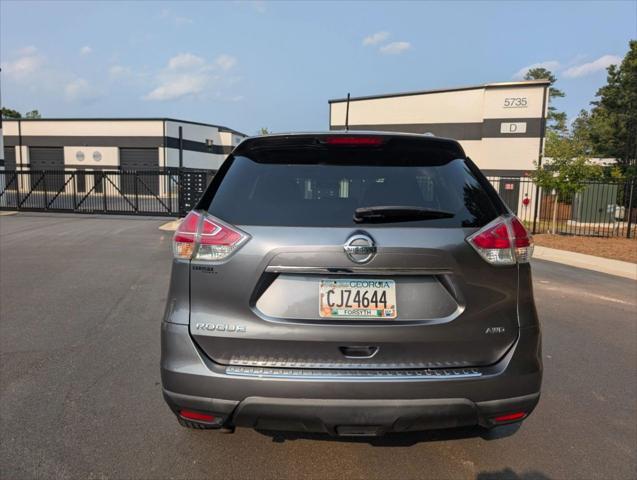 Photo of 2016 Gun Metallic Nissan Rogue
