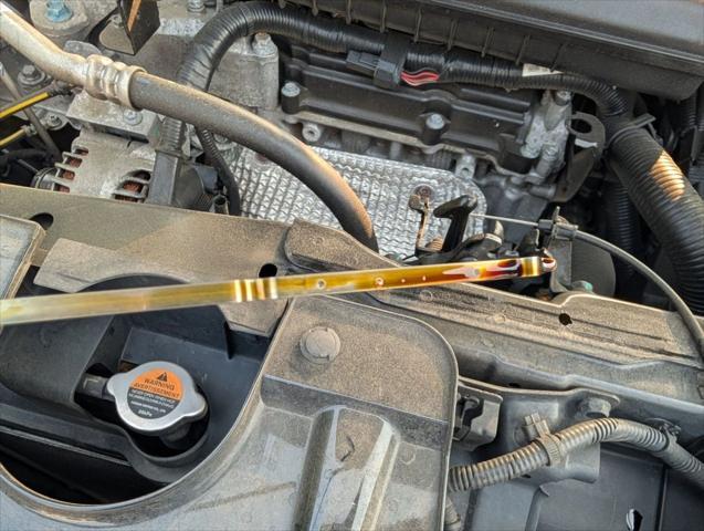 Photo of 2016 Gun Metallic Nissan Rogue