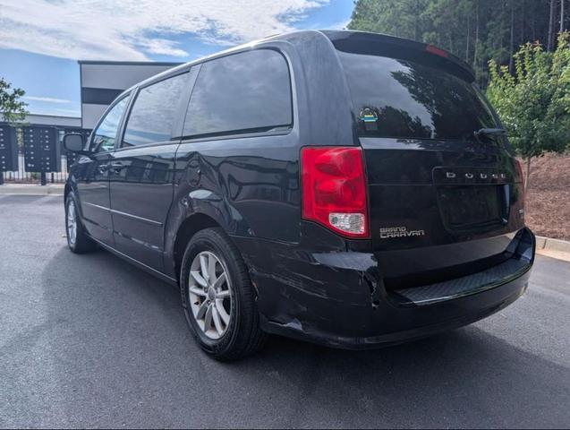 Photo of 2015 True Blue Pearlcoat Dodge Grand Caravan