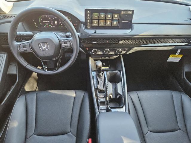 Photo of 2025 Platinum White Pearl Honda Accord Hybrid