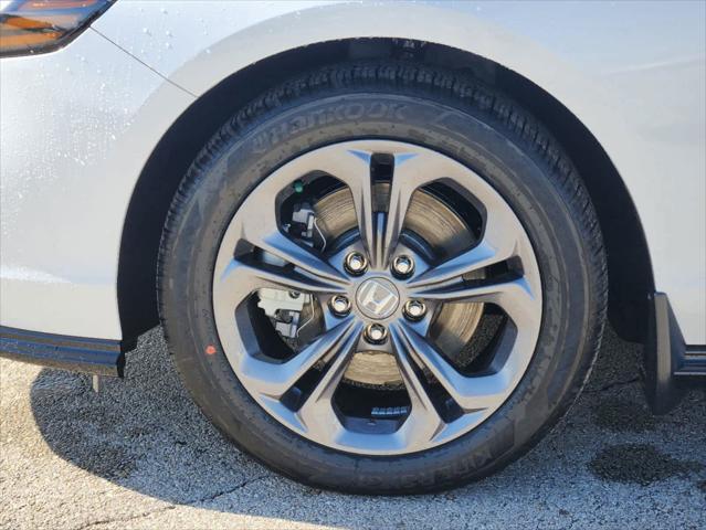 Photo of 2025 Platinum White Pearl Honda Accord Hybrid