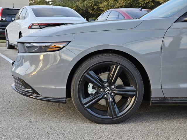 Photo of 2025 Urban Gray Pearl Honda Accord Hybrid