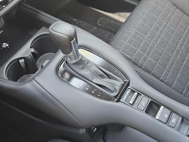 Photo of 2026 Platinum White Pearl Honda HR-V