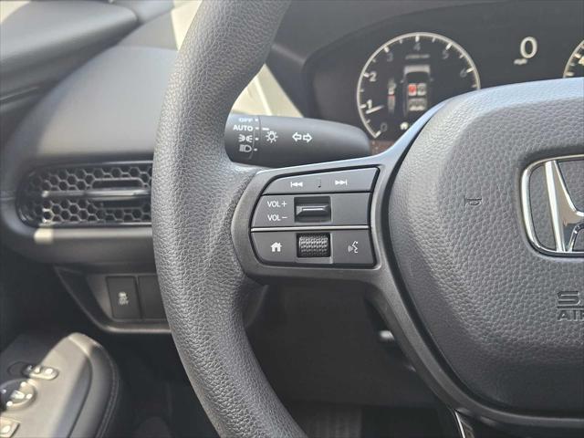 Photo of 2026 Platinum White Pearl Honda HR-V