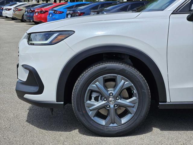 Photo of 2026 Platinum White Pearl Honda HR-V